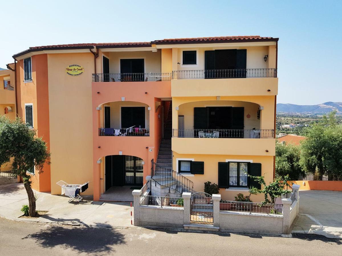 Borgo Lu Canali Da Gavino Lägenhet Badesi Exteriör bild