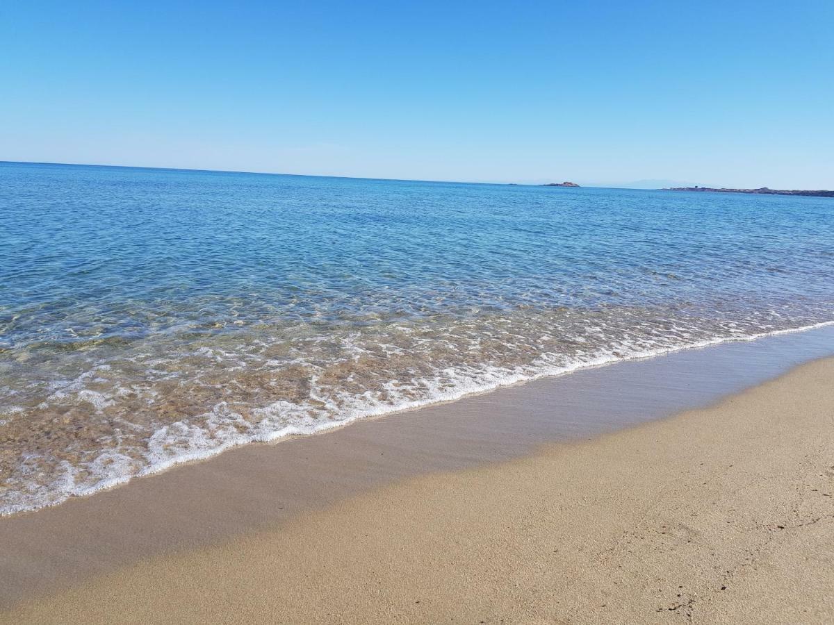 Borgo Lu Canali Da Gavino Lägenhet Badesi Exteriör bild